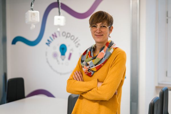 Porträtfoto von Veronika Süssmilch